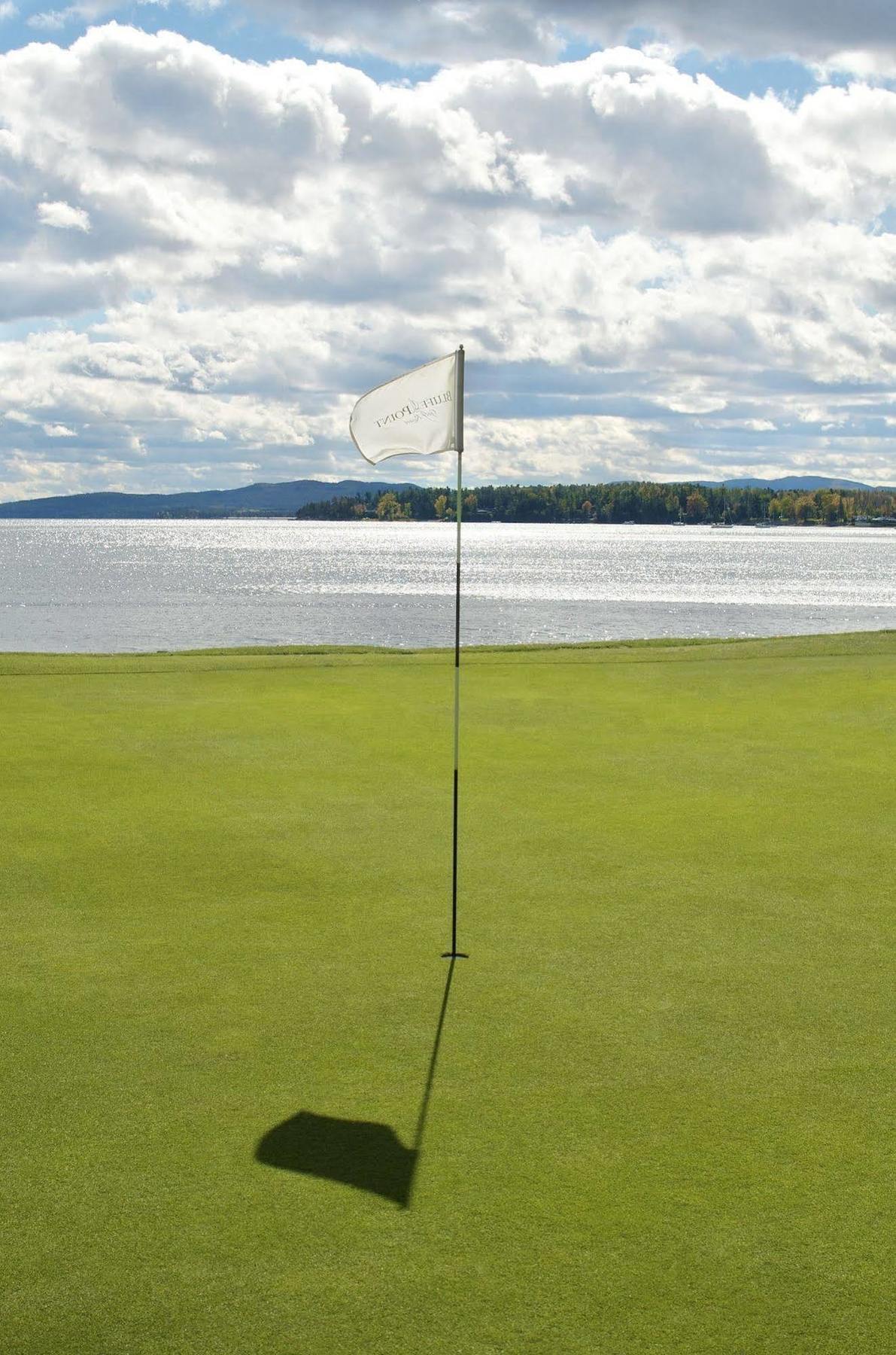 Bluff Point Golf Resort Платсбърг Екстериор снимка