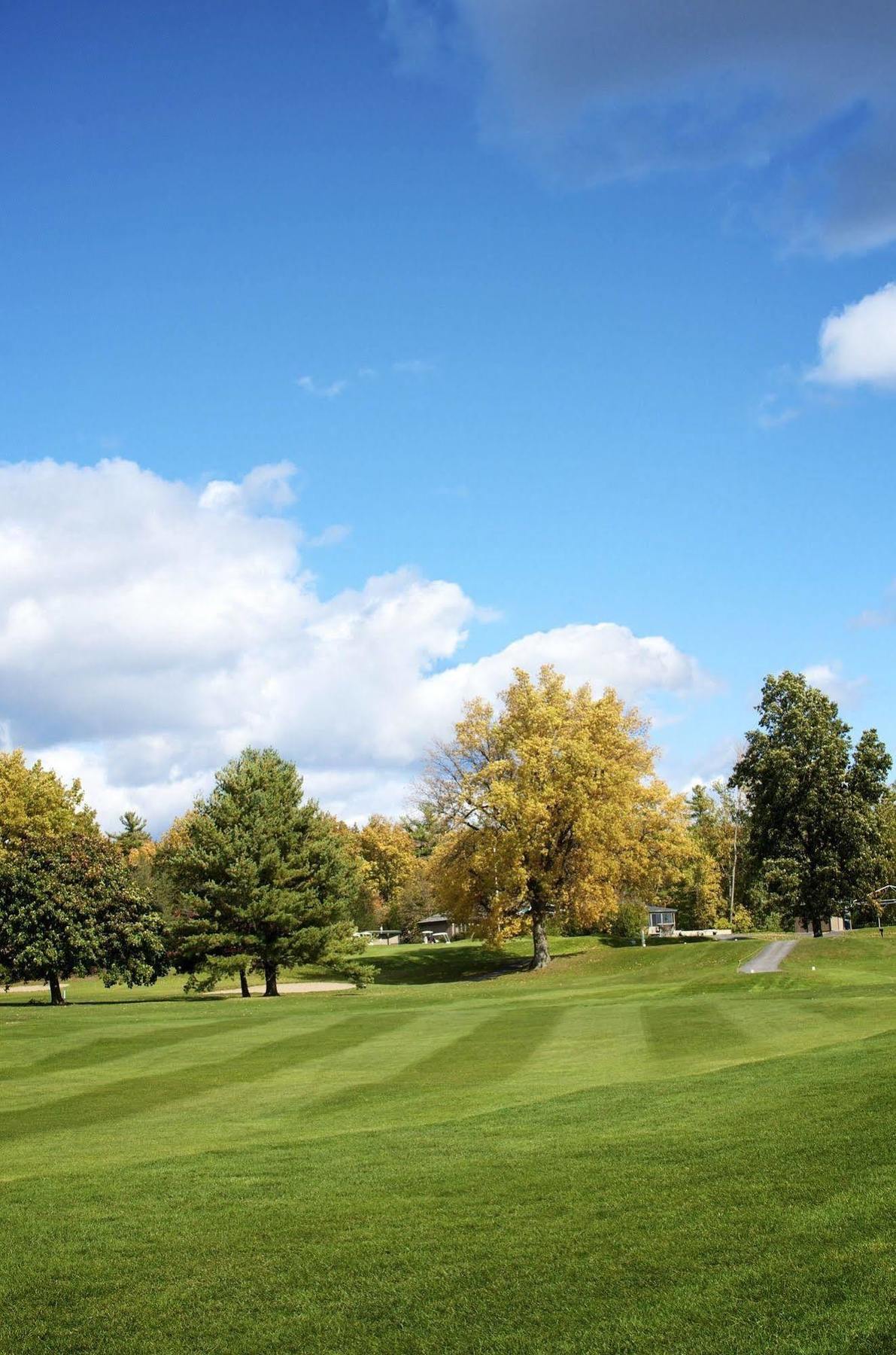 Bluff Point Golf Resort Платсбърг Екстериор снимка